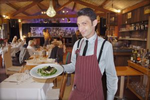 Provence waiter 1