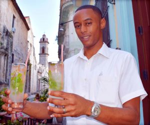 waiter with mojitos